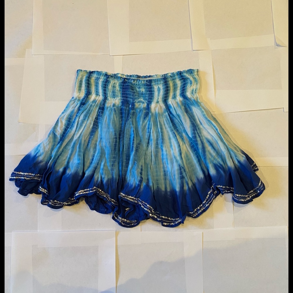 Blue tie-dye skirt